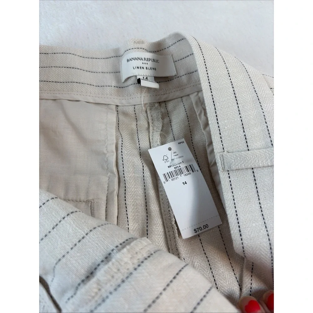 Banana Republic tailored silhouette
